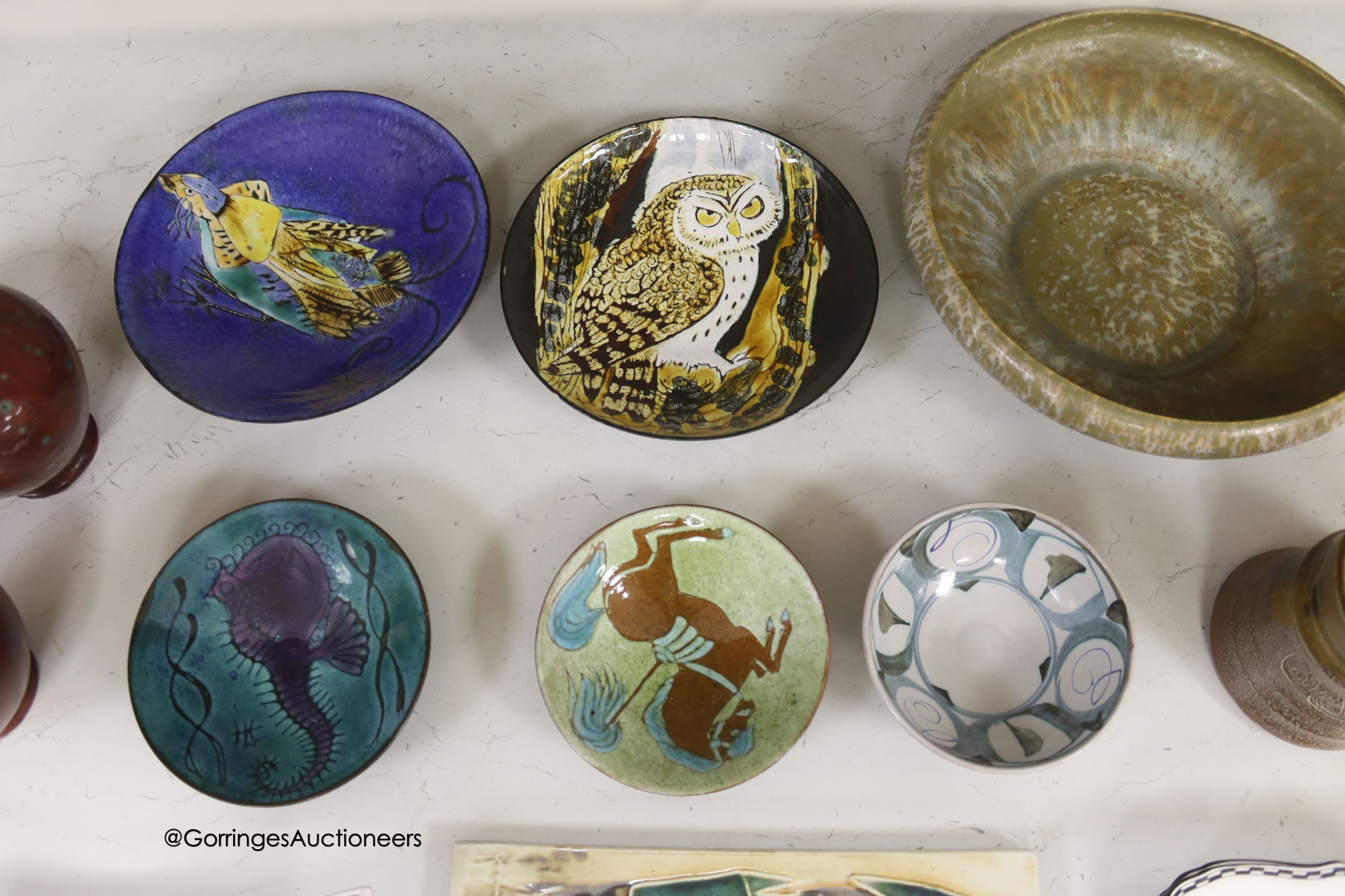 Four Chelsea pottery dishes, four Heal & Son plates, Glyn Colledge dish and similar pottery and an Arabia pottery crab plaque